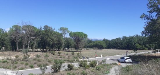 Terrain à bâtir à Tourrettes, Provence-Alpes-Côte d'Azur