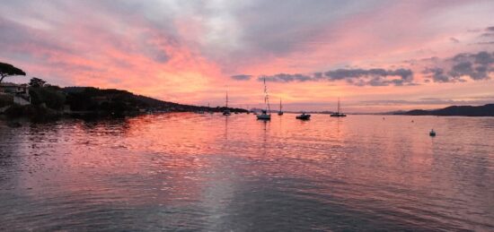 Terrain à bâtir à Hyères, Provence-Alpes-Côte d'Azur