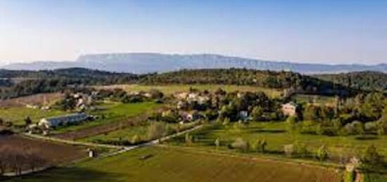 Terrain à bâtir à Pourrières, Provence-Alpes-Côte d'Azur