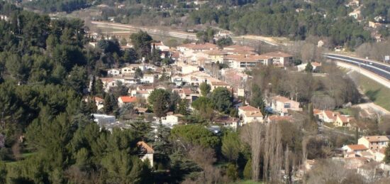 Terrain à bâtir à La Destrousse, Provence-Alpes-Côte d'Azur