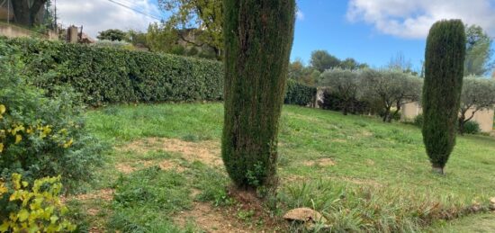 Terrain à bâtir à Cadenet, Provence-Alpes-Côte d'Azur