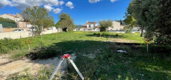 Terrain à bâtir à Aubagne, Provence-Alpes-Côte d'Azur