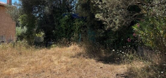 Terrain à bâtir à Pignans, Provence-Alpes-Côte d'Azur