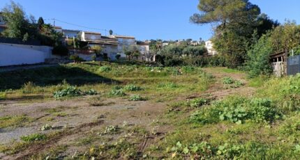 Saint-Raphaël Terrain à bâtir - 2329283-9911annonce1202511053qu6d.jpeg Maisons de Manon