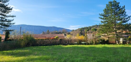 Terrain à bâtir à Nans-les-Pins, Provence-Alpes-Côte d'Azur