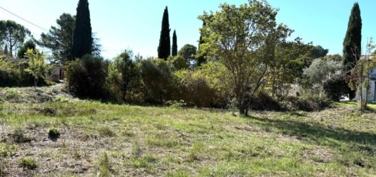 Terrain à bâtir à Éguilles, Provence-Alpes-Côte d'Azur