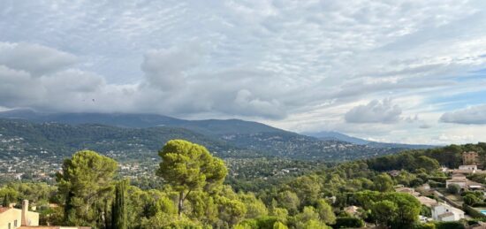 Terrain à bâtir à Peymeinade, Provence-Alpes-Côte d'Azur