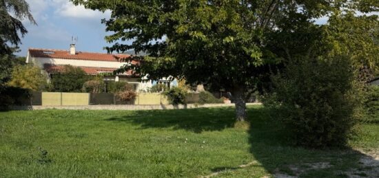 Terrain à bâtir à Lauris, Provence-Alpes-Côte d'Azur