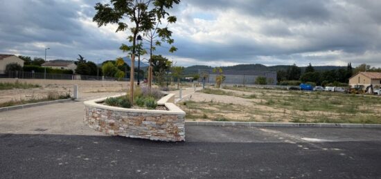 Terrain à bâtir à Peyrolles-en-Provence, Provence-Alpes-Côte d'Azur