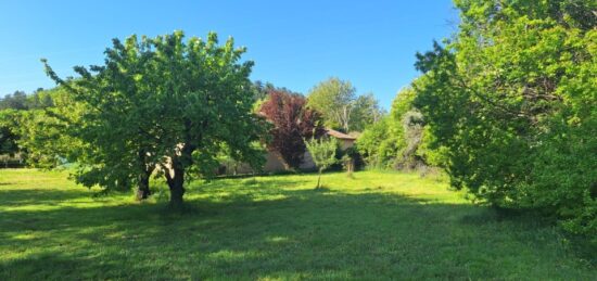 Maison neuve à , Alpes-de-Haute-Provence