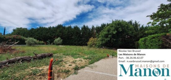 Terrain à bâtir à Pierrevert, Provence-Alpes-Côte d'Azur