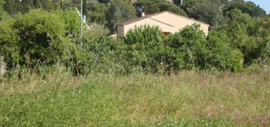Terrain à bâtir à , Var