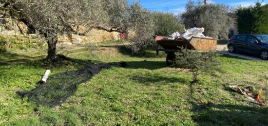 Terrain à bâtir à Lauris, Provence-Alpes-Côte d'Azur