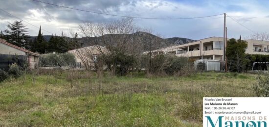 Terrain à bâtir à Volx, Provence-Alpes-Côte d'Azur