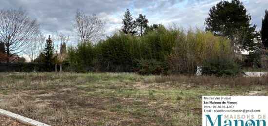 Terrain à bâtir à Volx, Provence-Alpes-Côte d'Azur