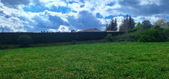 Terrain à bâtir à Villeneuve, Provence-Alpes-Côte d'Azur