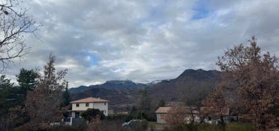 Terrain à bâtir à , Hautes-Alpes
