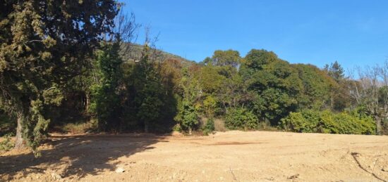 Maison neuve à , Alpes-de-Haute-Provence